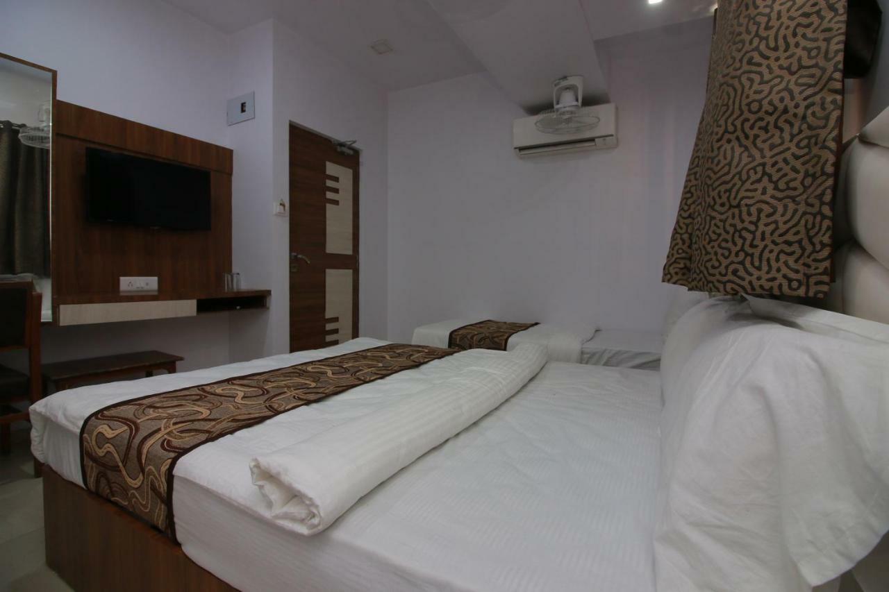 Hotel Apex Navi Mumbai Buitenkant foto